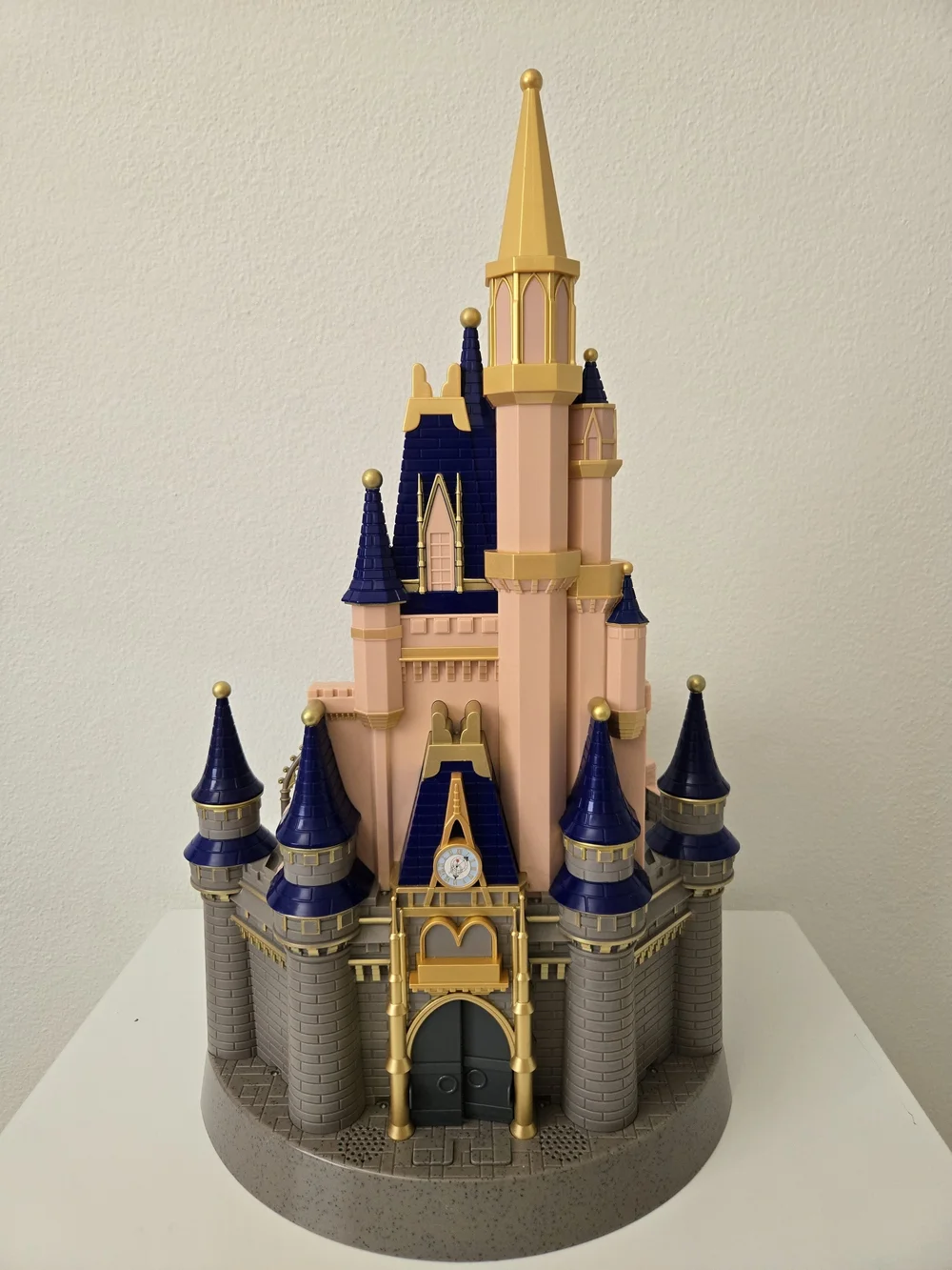 Disney Parks Mickey Minnie Goofy Cinderella Castle Play Set